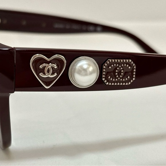 🔥CHANEL Rare Burgundy Acetate Butterfly Classics Sunglasses full inclusion🔥 - Picture 5 of 12